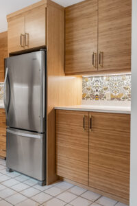 Kitchen Zone Prep with undermount lighting
